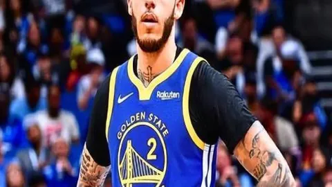 2025年春季游泳赛张展硕勇夺200米混合泳男子金牌